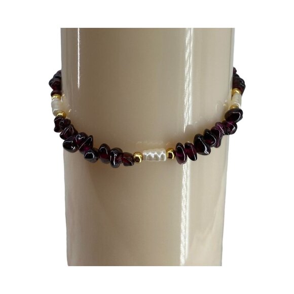 Garnet & Pearl Bracelet With Gold-Plated Accents Spring Ring Clasp - Picture 2 of 5